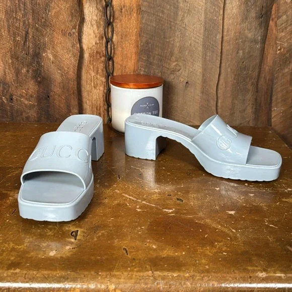 Gucci Authentic Women's Sky Blue Rubber Slides - Size 37 - Picture 4 of 12